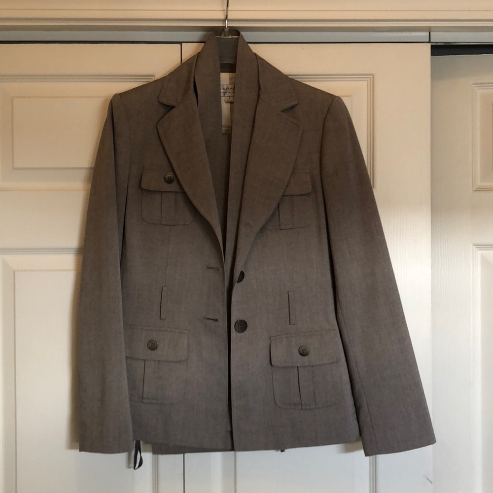 Tahari pant suit